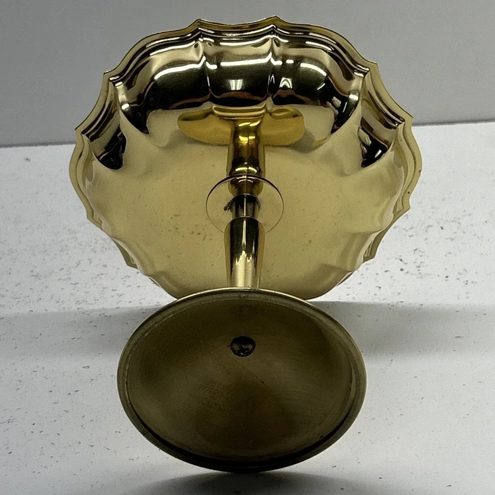 Vintage MCM International Solid Brass Giftwares B1022 Scalloped Pedestal‎ Bowl
